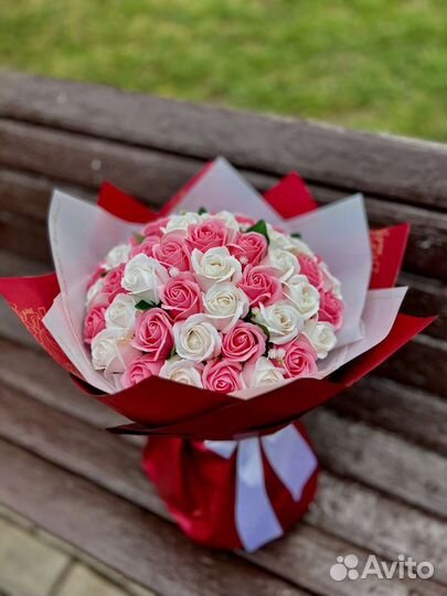 Букеты из 51, 101 роза цветы с доставкой