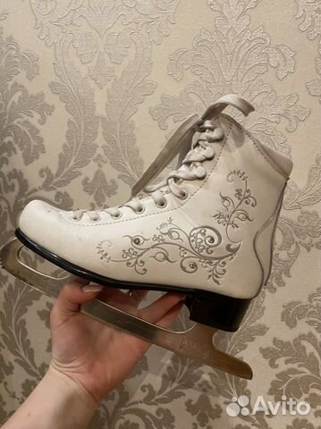 Коньки фигурные 35 размер