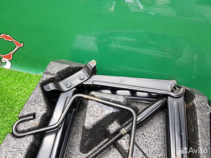 Набор инструментов Saab 9-3 B207R 2007