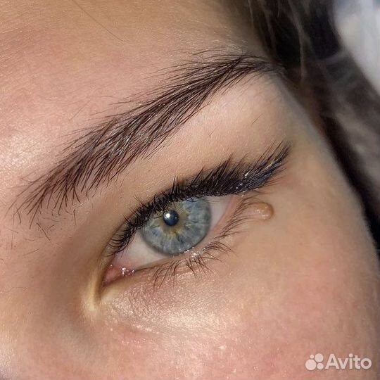 Наращивание ресниц ультратонкими ресницами