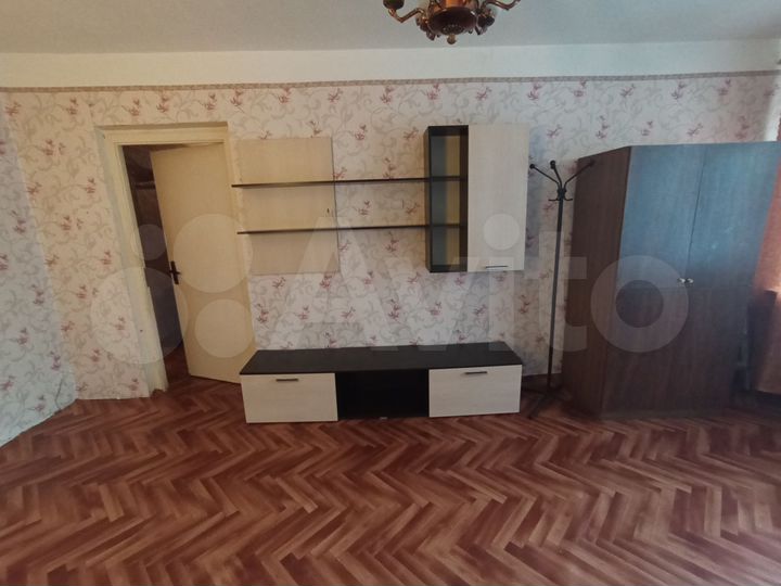 Комната 17,8 м² в 3-к., 1/4 эт.