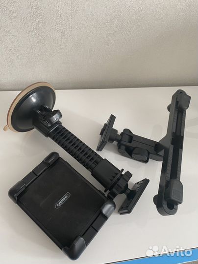 Автомобильный держатель для планшета