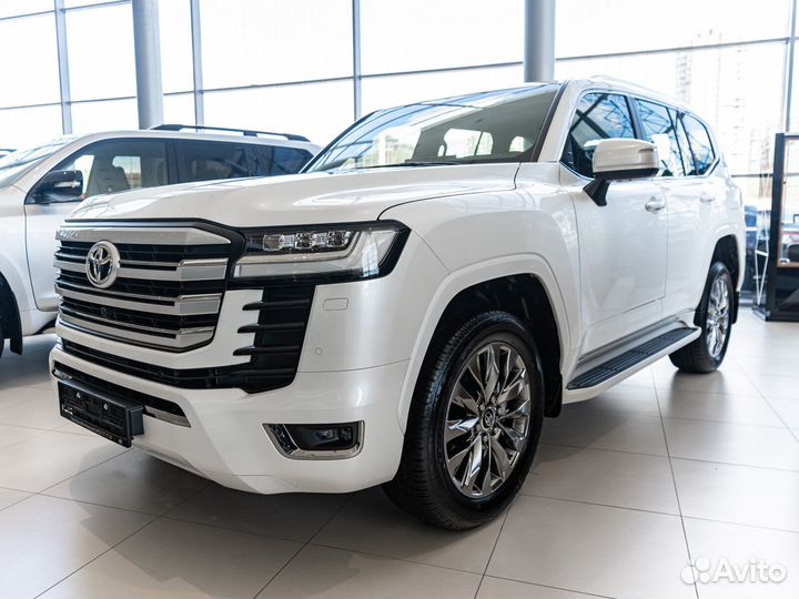 Toyota Land Cruiser 3.5 AT, 2023