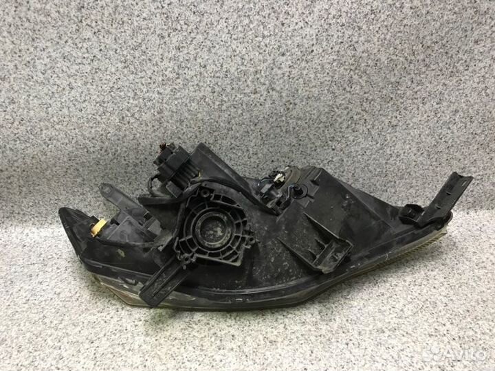 Фара левая Mitsubishi Outlander Xl 2007