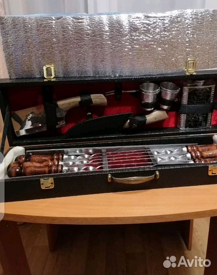 Подарочный шашлычный набор для барбекю Кизляр