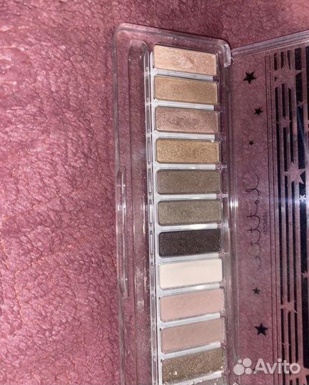 Тени для век