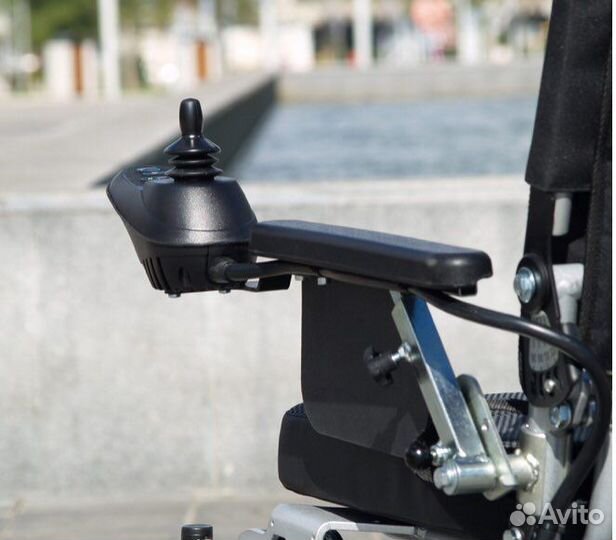 Электрическая инвалидная коляска Пони