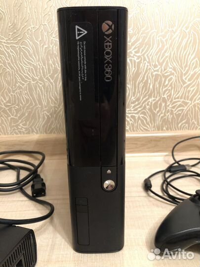 Xbox 360е 500гб