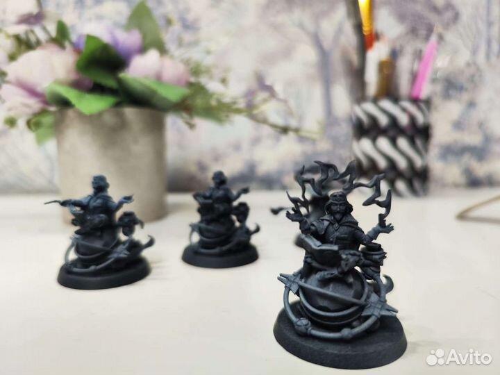 Набор миниатюр. 