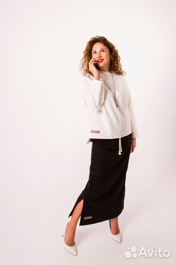 Костюм с прямой юбкой basa