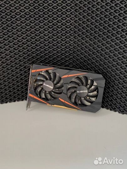 Видеокарта Gigabyte RX 560 4gb + Скупка