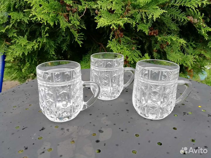 Хрустальные чажки, кружки