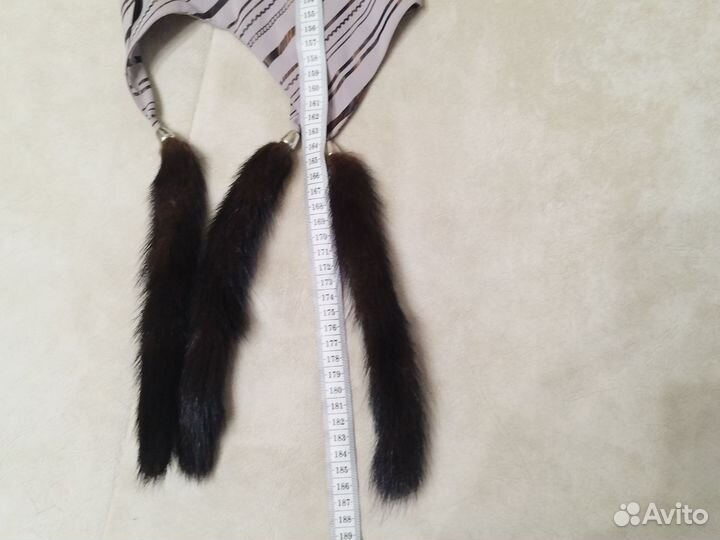 Шарф палантин с хвостиками норки