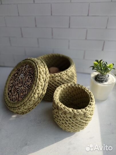 Набор вязаных корзин