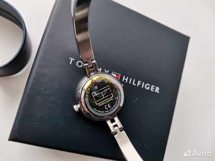Tommy Hilfiger часы