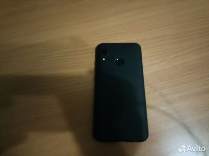 Продаю телефон