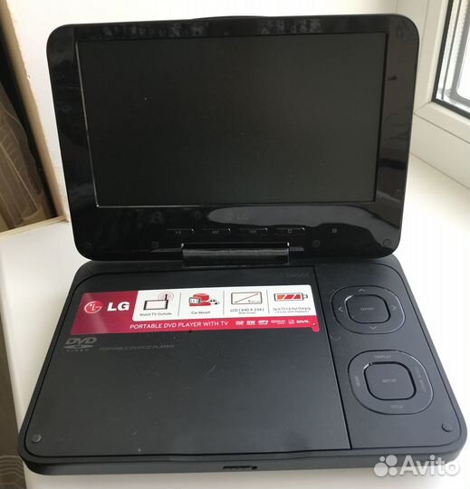 Портативный проигрыватель DVD с тв-тюнером