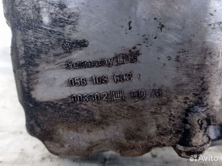 Масляный поддон двигателя 1.8 бензин ARG