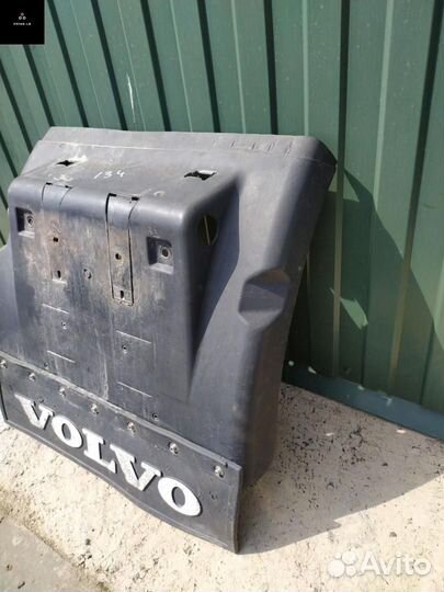 Подкрылок оси зад. прав. Volvo FH 2003 20392599