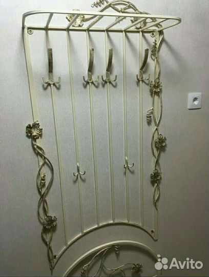 Вешалка в прихожую белая №6