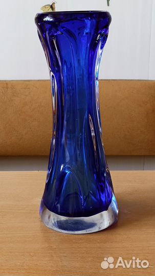 Ваза. Цветное синие стекло. Чехия. СССР