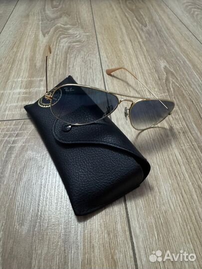 Солнцезащитные очки ray ban