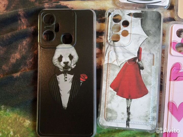 Чехлы на телефон