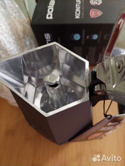 Гейзерная кофеварка Polaris Kontur-4c