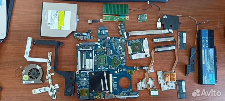 Ноутбук на разбор