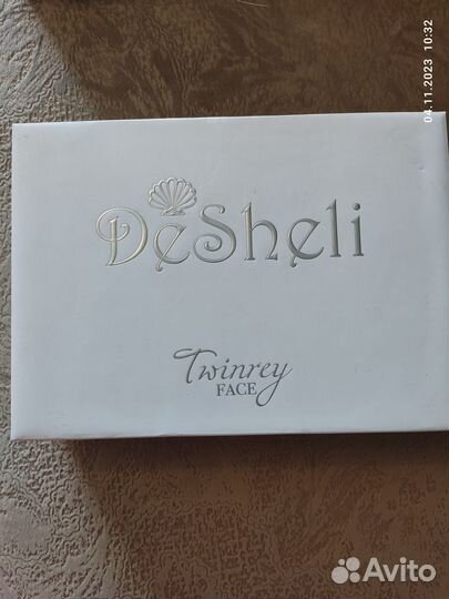 Аппарат для ухода за лицом Desheli