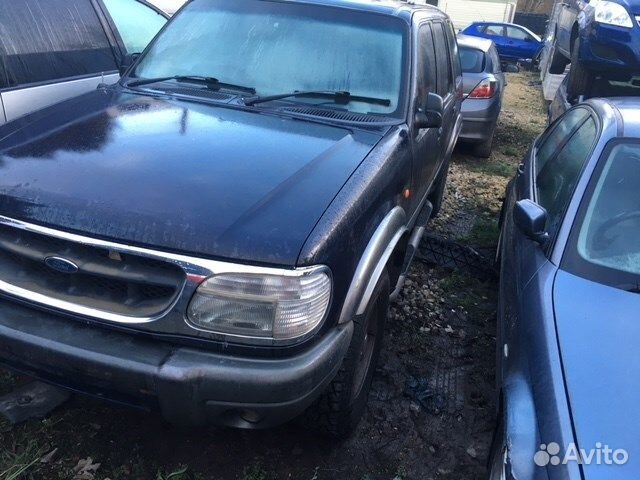 Разбор на запчасти Ford Explorer
