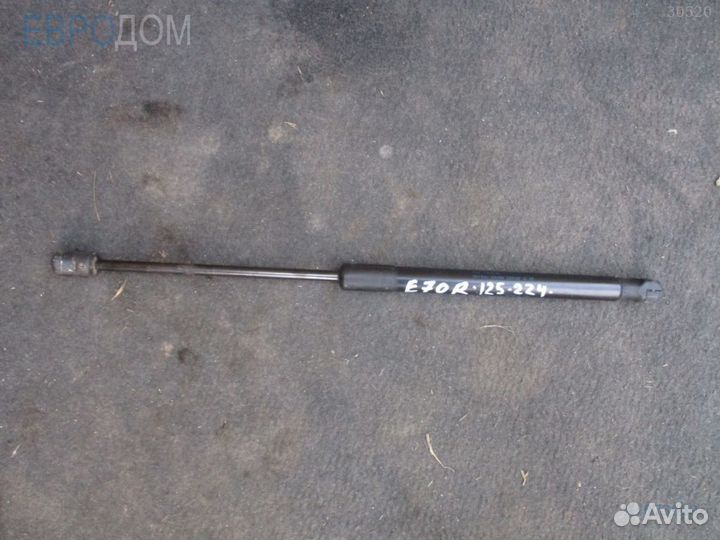 Амортизатор капота BMW F16 s1073620