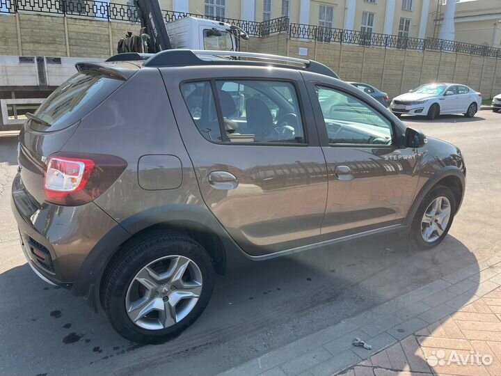 Renault Sandero Stepway 1.6 МТ, 2019, 30 000 км
