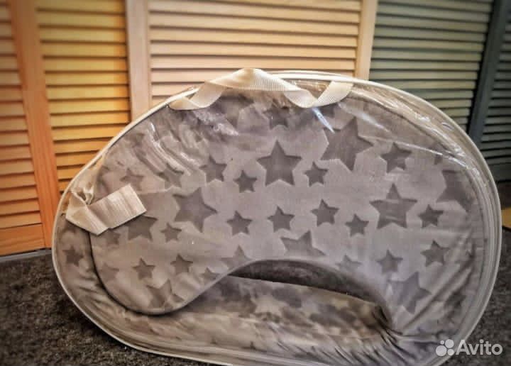 Подушка для кормления loona