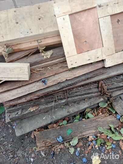 Отдам доски на дрова