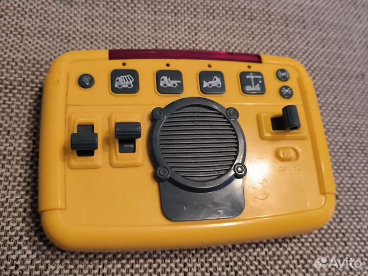 Подъемный кран игрушка