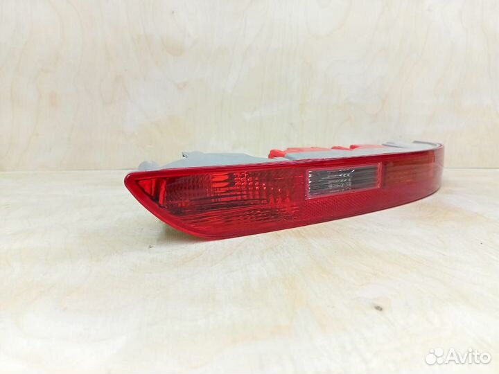Фонарь в задний бампер правый Audi Q5 (8R)
