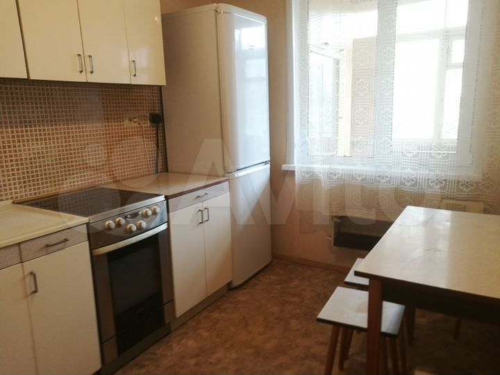 2-к. квартира, 50 м², 3/12 эт.