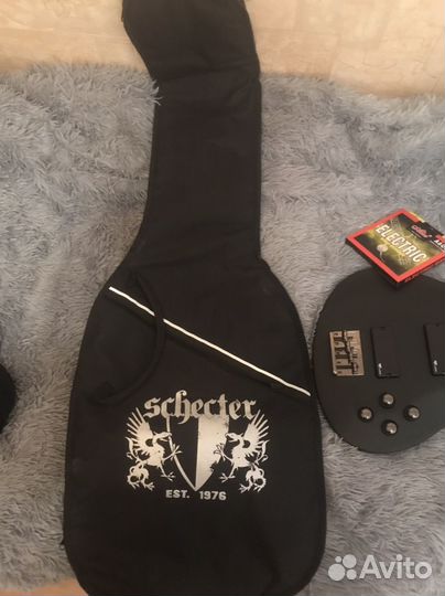 Бас гитара schecter