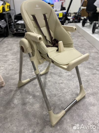 Стульчик для кормления luxmom