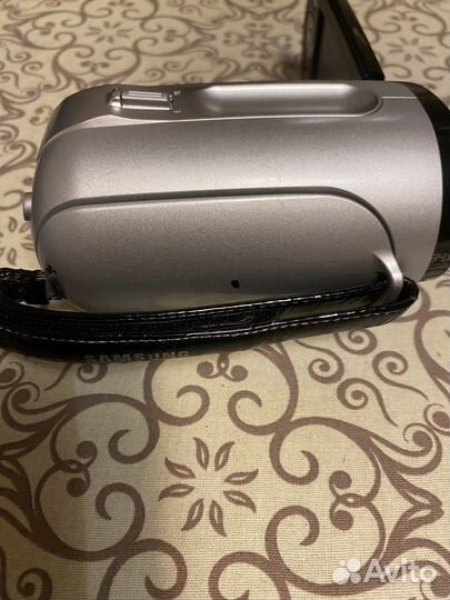 Цифровая видеокамера samsung