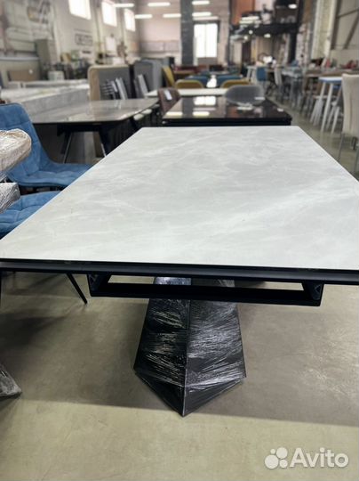 Стол кухонный стекло матовое Хортон