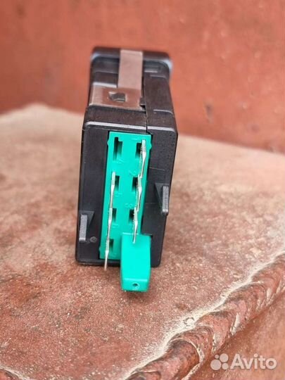 Кнопка обогрева сидений Skoda Superb (2002-2008)