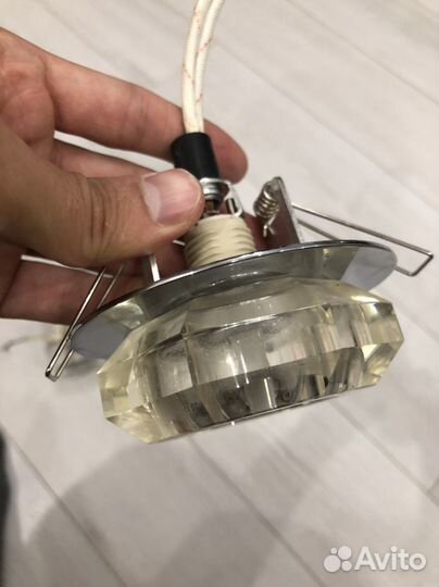 Светильники потолочные встраиваемые