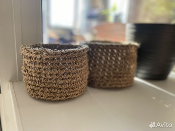Вязанные корзинки