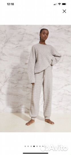 Костюм женский трикотажный H&M свитер и джоггеры