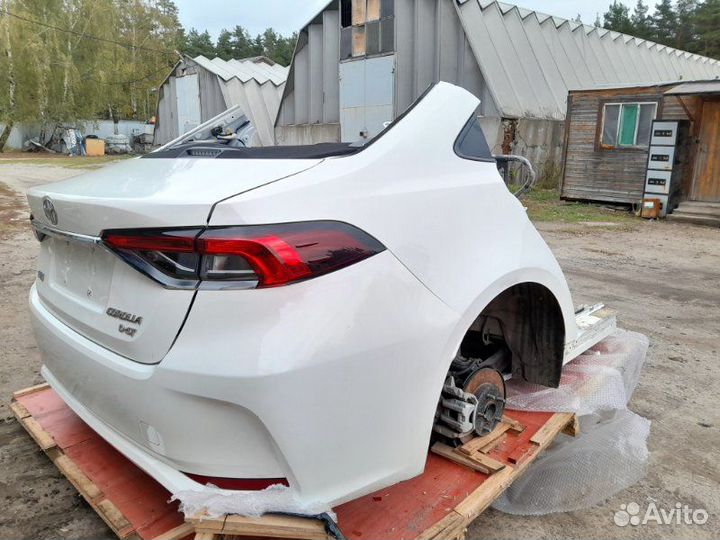 Задняя часть кузова Toyota Corolla 210