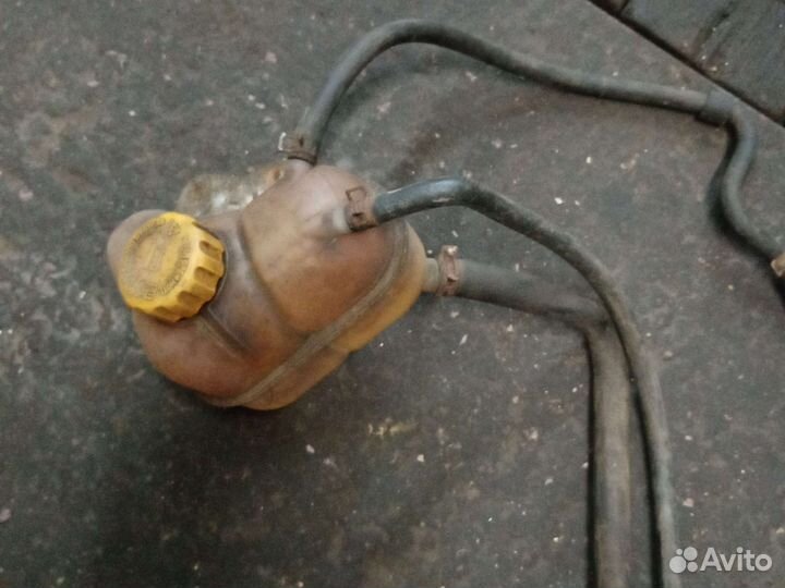 Расширительный бачок Шевроле Ланос.Сенс Шанс