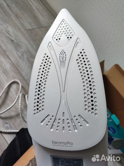 Утюг Scarlett новый