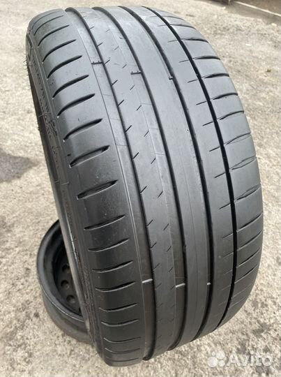 Michelin Pilot Sport 4 245/40 R18
